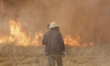Η φωτιά κοντά στην Κόστα Μπράβα της Ισπανίας έχει ήδη κάψει 22.000 στρέμματα