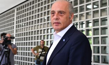 Στη Βουλή αναμένεται να διαβιβαστεί η αναφορά Βελόπουλου για τους ποινικούς κώδικες