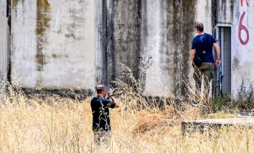 «Ο γιος μου είναι αυτιστικός», αποκάλυψε η μητέρα του 20χρονου που πυροβολήθηκε από αστυνομικούς στο Άργος