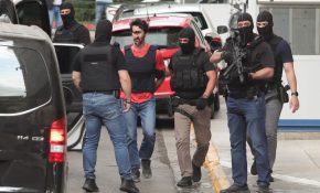 Η επίσημη ανακοίνωση της ΕΛ.ΑΣ. για τη σύλληψη των δύο 42χρονων που κατηγορούνται για τον φονικό εμπρησμό της Marfin, το Μάιο του 2010