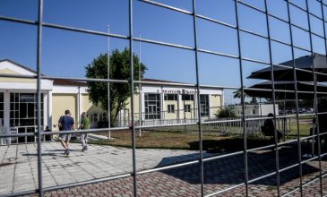 Δίκη για τα Τέμπη: Αίτημα για ακύρωση του κλητηρίου θεσπίσματος από συνήγορο υπεράσπισης κατηγορούμενου