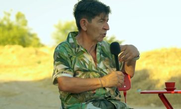 Γεράσιμος Σκιαδαρέσης: «Μετά το “Καφέ της Χαράς” άρχισαν να κόβονται οι προτάσεις – Υπήρχε στην ατμόσφαιρα ότι “αυτός μας πρόδωσε”»