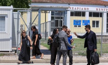 Ένταση στην δίκη για τα Τέμπη μετά την απαγγελία των κατηγοριών για 36 άτομα