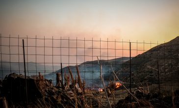 Σήμερα οι κηδείες των δύο πυροσβεστών που έχασαν τη ζωή τους στην φωτιά στο Ρέθυμνο