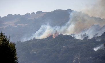 Φωτιά στο Ρέθυμνο: Νέο μήνυμα του 112 για την Πρέβελη – Απομάκρυνση πολιτών προς Λευκόγεια