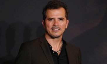 Ο Τζον Λεγκουιζάμο σε συζητήσεις για τη νέα ταινία των Daniels στο πλευρό του Ματ Ντέιμον