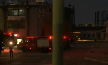 Φωτιά στις εγκαταστάσεις του ρ/σ «Αθήνα 9,84» στο Γκάζι
