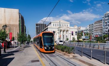 Πυκνώνουν τα δρομολόγια του Τραμ – Μικρότεροι χρόνοι αναμονής για τους επιβάτες