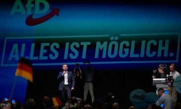 Γερμανία – Δημοσκόπηση: Το AfD διευρύνει το προβάδισμά του έναντι των συντηρητικών του Μερτς