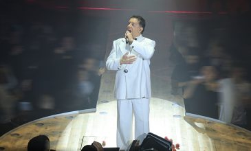 Ανατροπή με τον θάνατο του Μαζωνάκη: «Δεν έκανα εγώ την πλασμαφαίρεση, αλλά η σύζυγός μου», είπε ο γιατρός