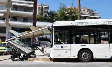 Η ανακοίνωση του ΟΑΣΘ για το τροχαίο ατύχημα στη Νεάπολη