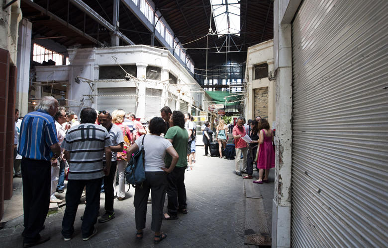Αντιδρούν οι καταστηματάρχες στο κλείσιμο της αγοράς Μοδιάνο