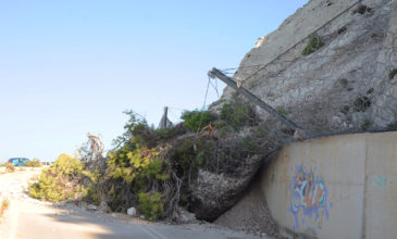 Κλειστή η παλαιά οδός Κοζάνης-Ιωαννίνων λόγω κατολίσθησης βράχων