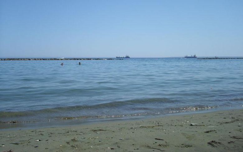 Νεκρός εντοπίστηκε στη θάλασσα της Λεμεσού ηλικιωμένος τουρίστας