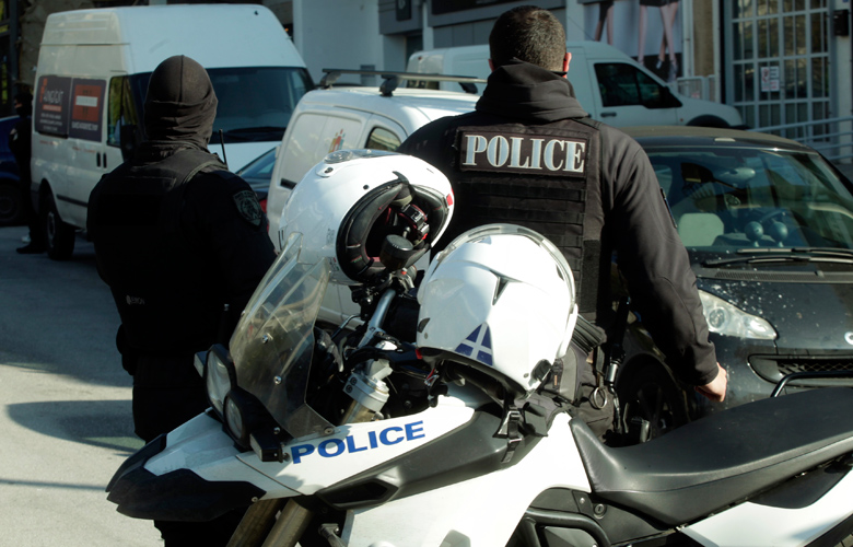 Η αστυνομία εξαρθρώνει εγκληματική ομάδα στη Δυτική Αττική