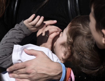 Tι αλλάζει στη χοληστερίνη των παιδιών που θηλάζουν