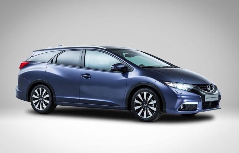 Κερδίζει στα σημεία το νέο Honda Civic Tourer 1.6 i-DTEC