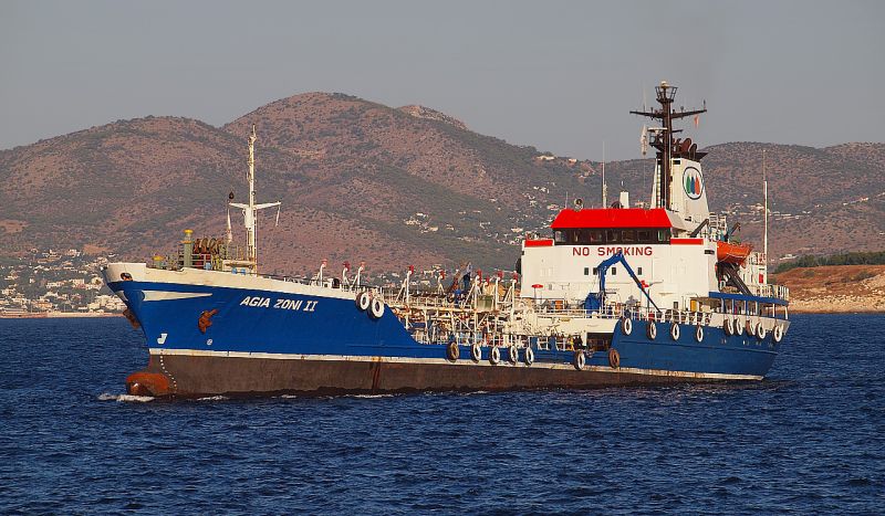 Συνελήφθη ο πλοίαρχος του δεξαμενόπλοιου που βυθίστηκε στον Σαρωνικό