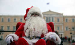 Ποιος είναι ο «Έλληνας» Άγιος Βασίλης- Τι φέρνει αντί για δώρα