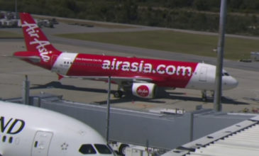 Αναγκαστική προσγείωση αεροσκάφους της AirAsia λόγω κινητήρα