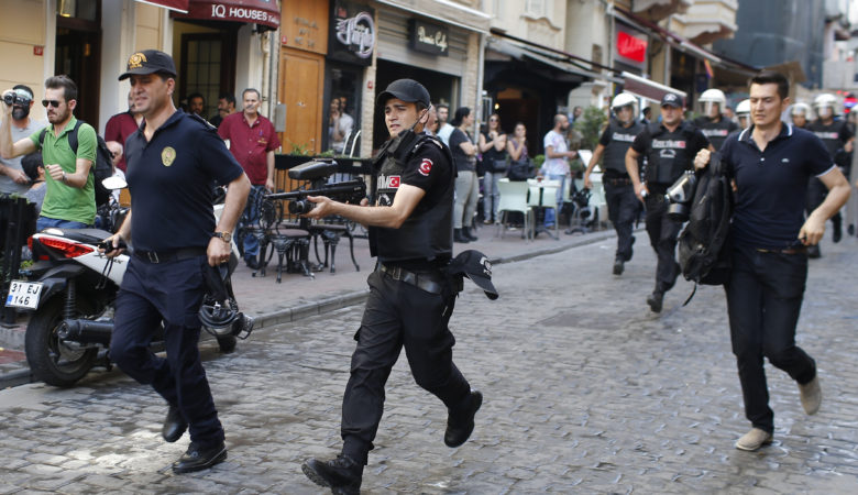 37.000 αστυνομικοί στην Κωνσταντινούπολη ενόψει Πρωτοχρονιάς
