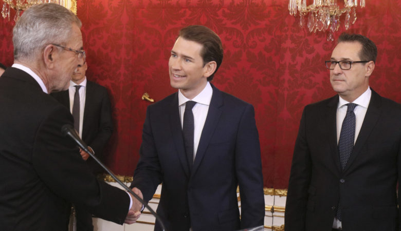 Ορκίστηκε η νέα κυβέρνηση στην Αυστρία