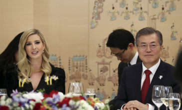 Κεκλεισμένων των θυρών η συνάντηση του Νοτιοκορεάτη πρόεδρο με την Ιβάνκα