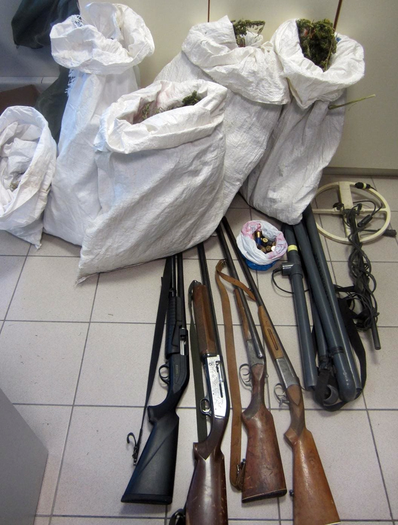 Συνελήφθησαν 25 άτομα που διακινούσαν ναρκωτικά στη Θεσσαλία