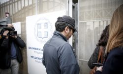 Στο ΣτΕ ως «πρότυπη δίκη» το άσυλο στους 8 Τούρκους