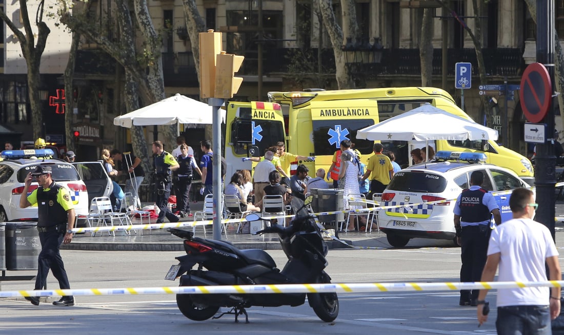 Τρομοκρατική επίθεση με φορτηγάκι στην καρδιά της Βαρκελώνης