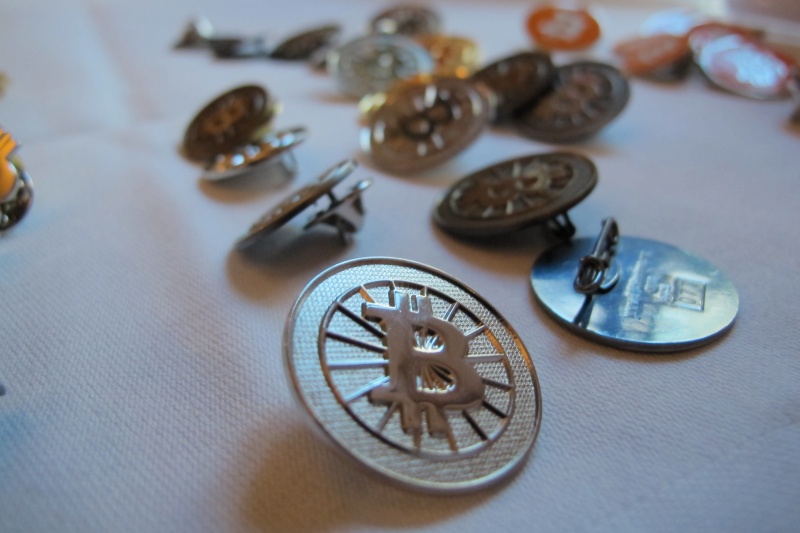 «Καλπάζει» το Bitcoin: Έσπασε το φράγμα των 3.500 δολαρίων