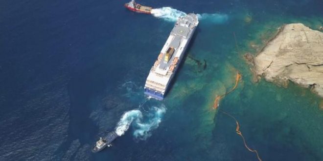 Διαρροή πετρελαίου από το BLUE STAR PATMOS