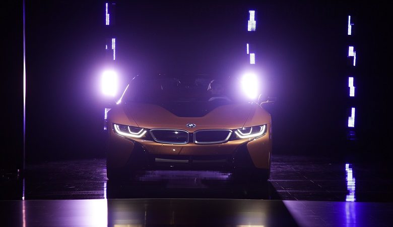 BMW i8 Roadster, το σπορ αυτοκίνητο του… ηλεκτρικού μέλλοντος