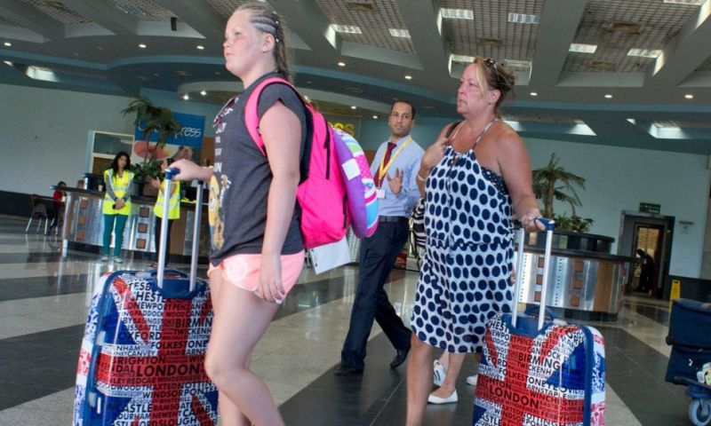 Ρεκόρ Βρετανών τουριστών στην Ελλάδα το 2017 παρά το Brexit