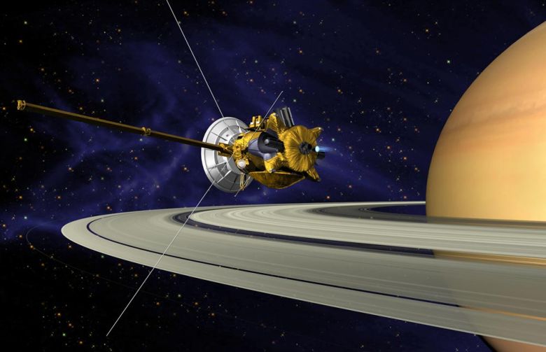 Το διαστημικό σκάφος Cassini πλησιάζει όλο και πιο κοντά στον Κρόνο