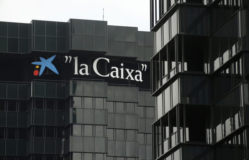 Η μεγαλύτερη Καταλανική τράπεζα μεταφέρει την έδρα της στη Βαλένθια