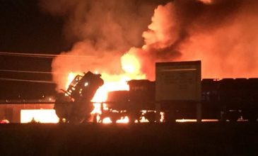 Βίντεο έκρηξης από σύγκρουση τρένου με φορτηγό καυσίμων στον Καναδά