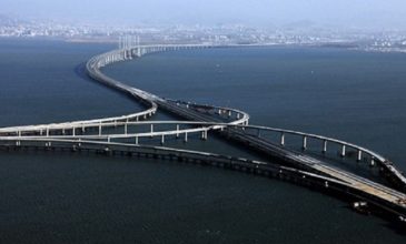 Ολοκληρώθηκαν τα λιμενικά έργα της μεγαλύτερης θαλάσσιας γέφυρας