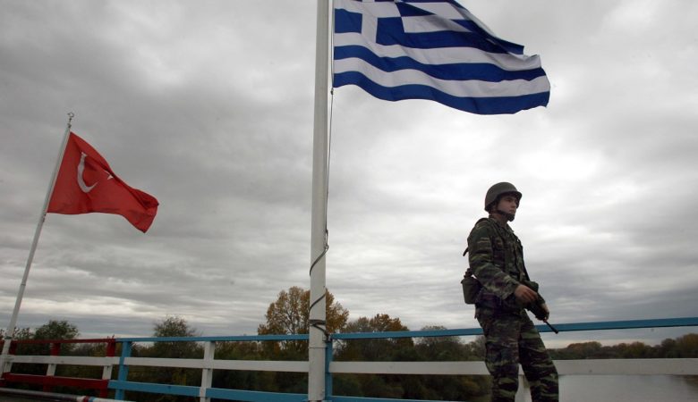 8 στους 10 Έλληνες βλέπουν ως απειλή την Τουρκία – Οι μισοί φοβούνται πόλεμο