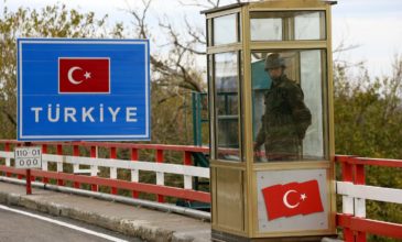 Όλο το παρασκήνιο της απελευθέρωσης των Τούρκων στρατιωτών στον Έβρο