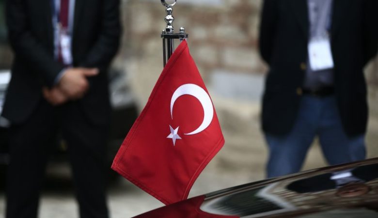 Οι ιερωμένοι θα τελούν πολιτικούς γάμους στην Τουρκία