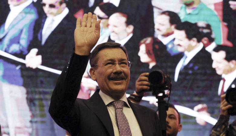 Παραιτήθηκε με εντολή Ερντογάν ο επί 23 χρόνια δήμαρχος της Άγκυρας