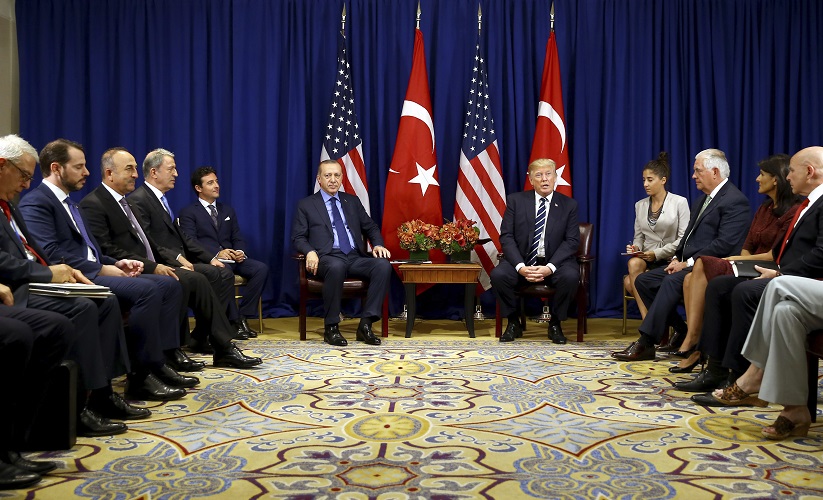 Τι κρύβεται πίσω από τον πόλεμο της βίζας Τουρκίας και ΗΠΑ