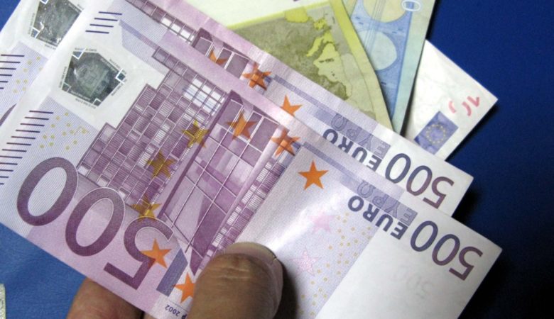 Στα 2,617 δισ. ευρώ τα «φέσια» του Δημοσίου τον Απρίλιο