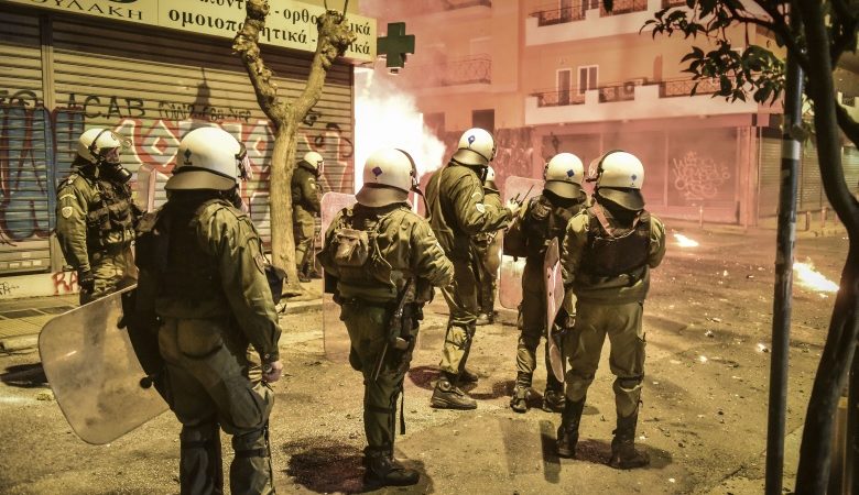 Συλλήψεις για επιθέσεις σε βάρος αστυνομικών στην Κυψέλη