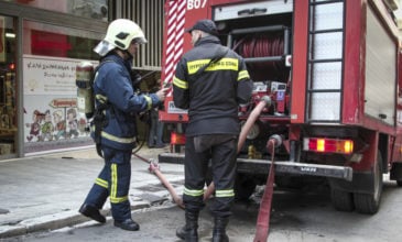 Θεσσαλονίκη: Φωτιά σε διαμέρισμα, πρώτες βοήθειες στην ηλικιωμένη ένοικο