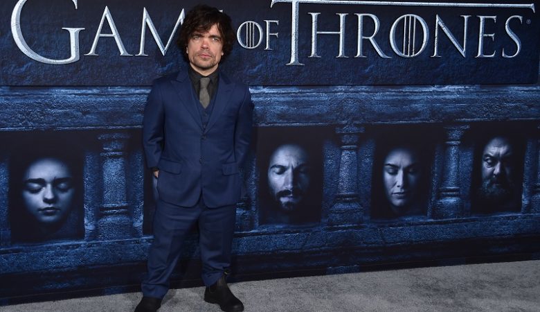 «Είναι ώρα να τελειώσει το Game of Thrones» λέει ο Τίριον