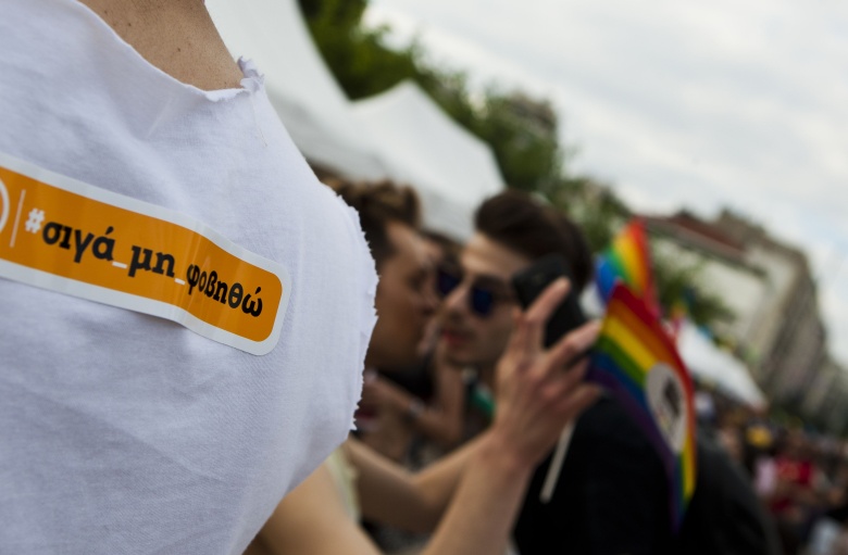 Παρέμβαση εισαγγελέα για τους ομοφυλόφιλους που πέταξαν στο Θερμαϊκό