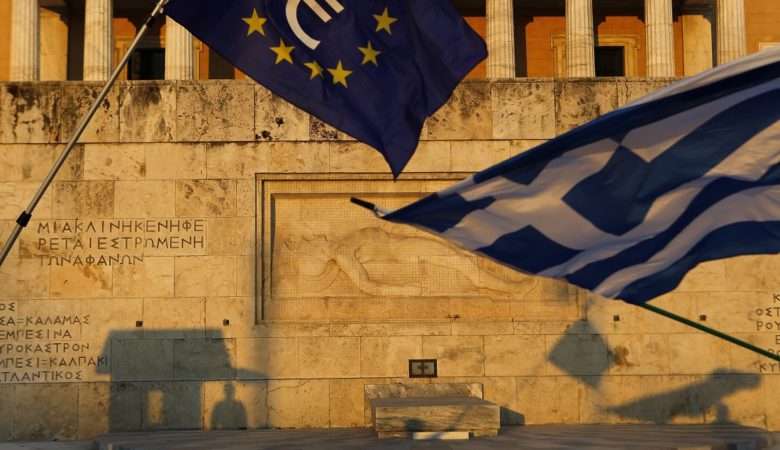 ΔΝΤ και ΕΚΤ αποσύρονται από το πρόγραμμα στήριξης της Ελλάδας