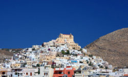 Η Σύρος στους ονειρικούς προορισμούς του κόσμου για το 2025